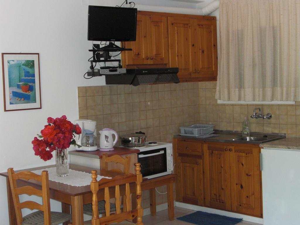 Galini Studios Sivota  Luaran gambar