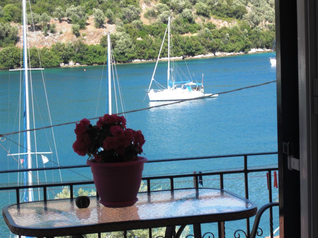 Galini Studios Sivota  Luaran gambar