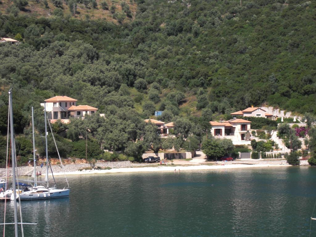 Galini Studios Sivota  Luaran gambar