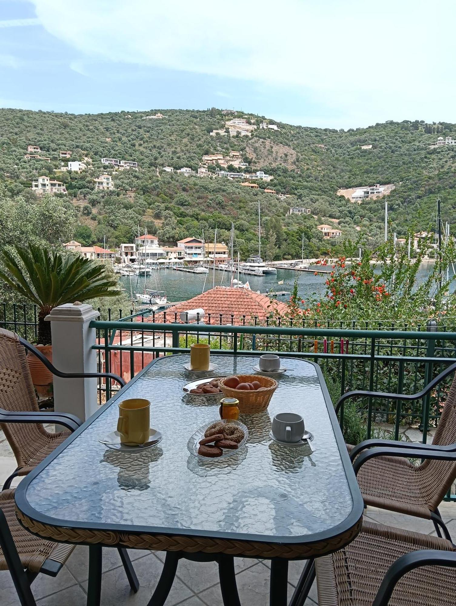 Galini Studios Sivota  Luaran gambar